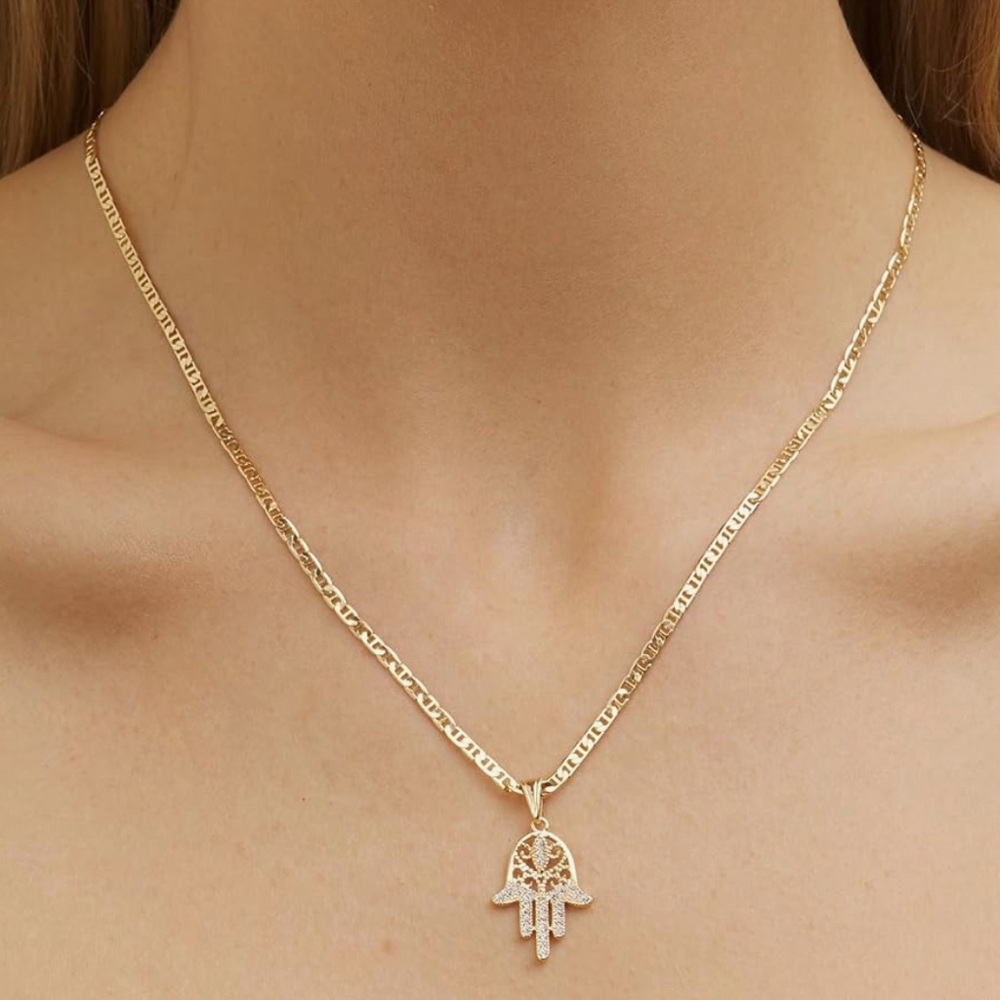 18K Gold Plated chain with Hamsa Hand Pendant
